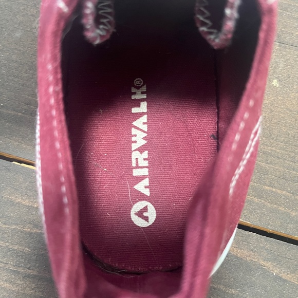 Airwalk Size 9 - Picture 5 of 7